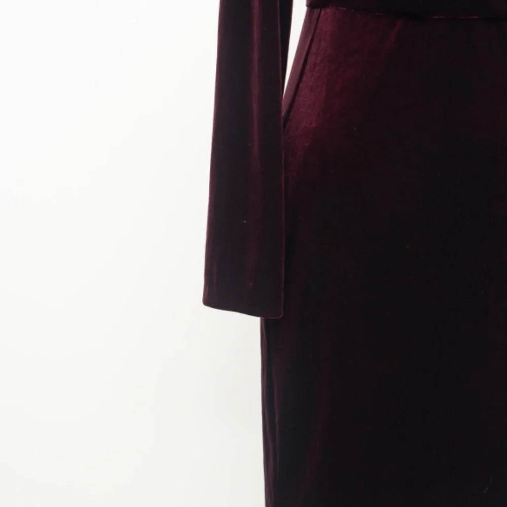Alex &‎ Eve. One shoulder sheath dress.